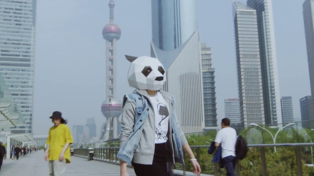 Video Reference: Sky, World, Building, Plant, Skyscraper, Tower block, City, Fun, T-shirt, Fictional character