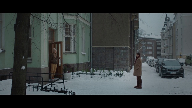 Video Reference: Window, Building, Snow, Branch, Vehicle, Tire, Freezing, Car, Door, Tints and shades