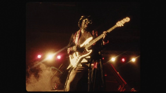 Video Reference: Microphone, Musical instrument, String instrument, Guitar, String instrument, Concert, Guitarist, String instrument accessory, Plucked string instruments, Guitar accessory