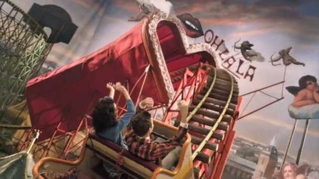 Video Reference: Leisure, Recreation, Event, Amusement ride, Fun, Crowd, Nonbuilding structure, Roller coaster, Public event, City