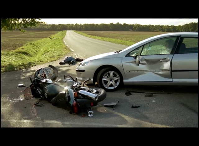 Video Reference: Car, Tire, Wheel, Vehicle, Plant, Hood, Automotive tire, Automotive lighting, Motor vehicle, Alloy wheel