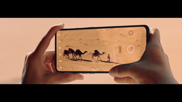 Video Reference: Rectangle, Gesture, Finger, Wood, Thumb, Font, Gadget, Nail, Tints and shades, Art