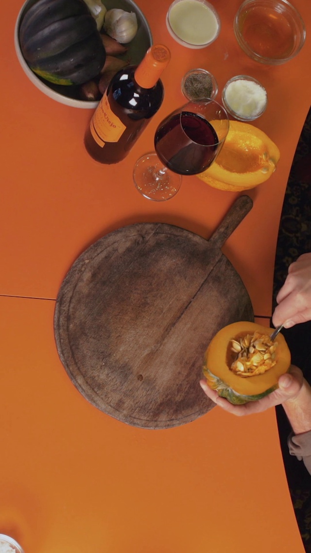Video Reference: Tableware, Dishware, Hat, Table, Serveware, Wood, Plate, Fedora, Sun hat, Art