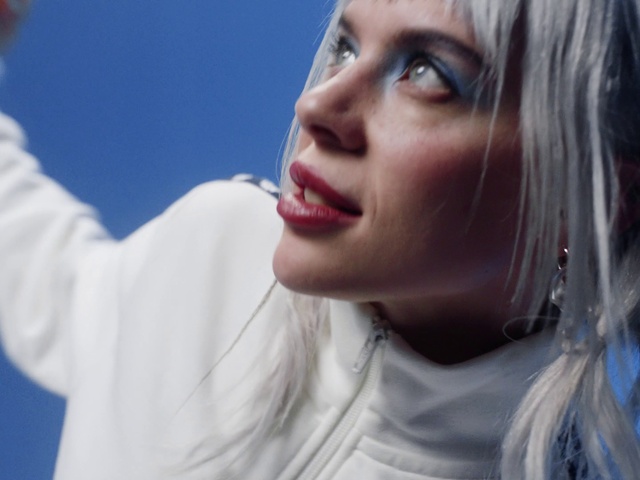 Video Reference: Nose, Lip, Shoulder, Eye, Eyelash, Smile, Mouth, Flash photography, Jaw, Happy