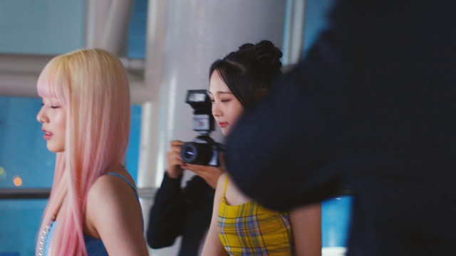 Video Reference: Tartan, Blue, Eyelash, Microphone, Plaid, Fashion design, Audio equipment, Fun, Event, Leisure