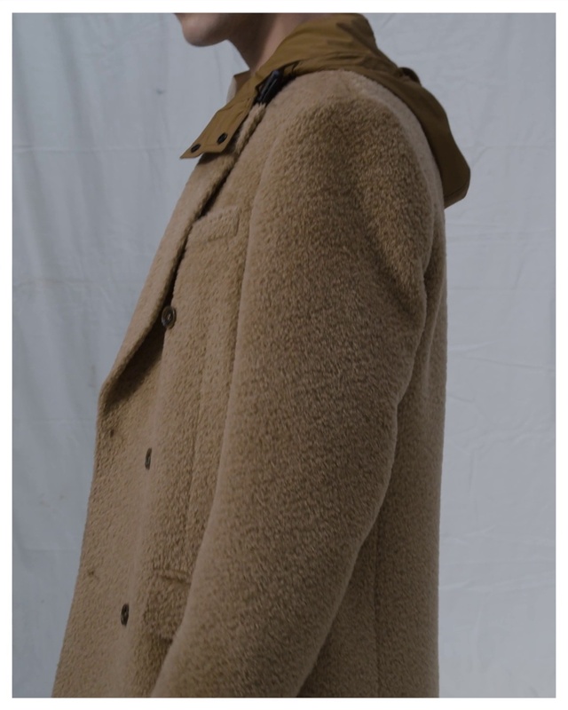 Video Reference: Sleeve, Collar, Grey, Beige, Overcoat, Blazer, Natural material, Peach, Top, Electric blue