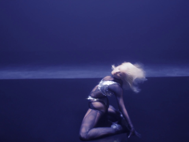 Video Reference: Flash photography, Thigh, Knee, Electric blue, Brassiere, Performing arts, Choreography, Dance, Human leg, Elbow