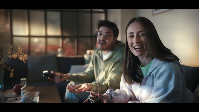 Video Reference: Smile, Flash photography, Gesture, Happy, Tableware, Sharing, Fun, Event, Plant, Houseplant