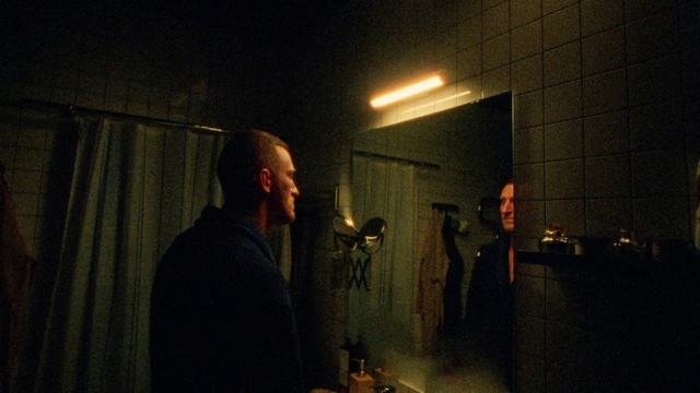 Video Reference: Microphone, Public address system, Audio equipment, Electricity, Curtain, Entertainment, Flash photography, Event, Suit, Performing arts