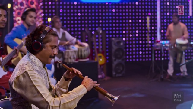 Video Reference: Musician, Purple, Blue, Microphone, Musical instrument, Reed instrument, Music, Music artist, Entertainment, Wind instrument