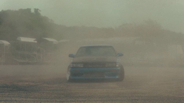 Video Reference: Car, Tire, Vehicle, Hood, Automotive tire, Wheel, Automotive lighting, Fog, Sky, Rolling