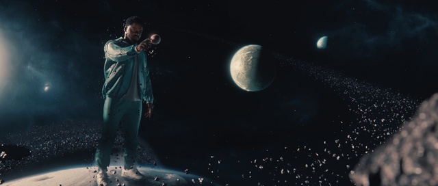 Video Reference: Atmosphere, Sky, Moon, Black, Flash photography, Astronomical object, Midnight, Science, Space, Event