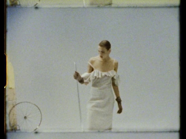 Video Reference: Wheel, Tire, Gesture, Art, Event, Fashion design, Performing arts, Visual arts, Room, Plaster