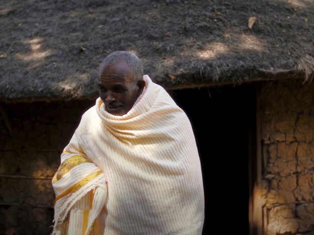 Video Reference: Temple, Landscape, Art, Sitting, Religious institute, Soil, Wood, Road, History, Ancient history