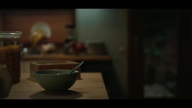 Video Reference: Dishware, Tableware, Mixing bowl, Drinkware, Cup, Serveware, Pottery, Porcelain, Wood, Cutlery