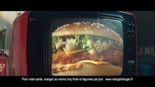 Video Reference: Food, Bun, Ingredient, Sandwich, Staple food, Recipe, Fast food, Dish, Hamburger, Cuisine