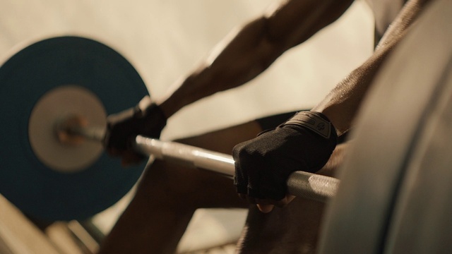 Video Reference: Automotive design, Rim, Wood, Automotive tire, Gas, Bicycle part, Audio equipment, Automotive wheel system, Metal, Auto part