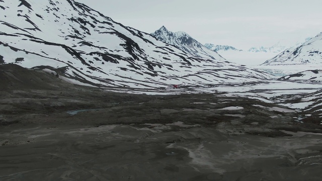 Video Reference: Sky, Mountain, Slope, Snow, Natural landscape, Terrain, Ice cap, Freezing, Wood, Landscape