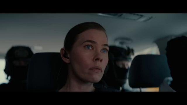 Video Reference: Eyebrow, Mouth, Flash photography, Jaw, Automotive design, Eyelash, Vehicle door, Personal luxury car, Midnight, Family car