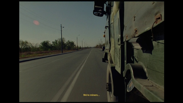 Video Reference: Tire, Sky, Motor vehicle, Automotive lighting, Automotive tire, Wheel, Vehicle, Hood, Automotive design, Automotive mirror