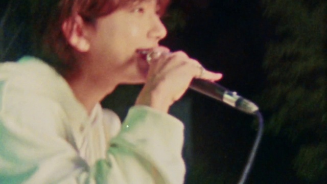 Video Reference: Lip, Mouth, Jaw, Gesture, Microphone, Entertainment, Artist, Eyelash, Music, Performing arts