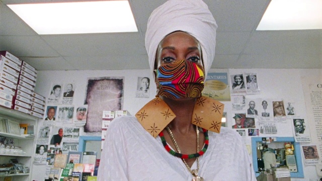 Video Reference: Photograph, Fashion, Neck, Eyewear, Vision care, Street fashion, Cool, Headgear, Eyelash, Fashion design