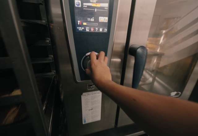 Video Reference: Hand, Gesture, Finger, Gas, Machine, Air travel, Room, Engineering, Multimedia, Audio equipment