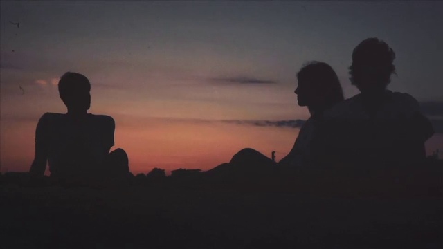 Video Reference: Sky, Atmosphere, Cloud, Dusk, Standing, Flash photography, Gesture, Sunlight, Sunset, Atmospheric phenomenon