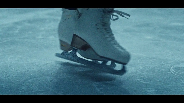 Video Reference: Water, Leg, Human body, Ice hockey equipment, Skating, Knee, Electric blue, Foot, Human leg, Recreation