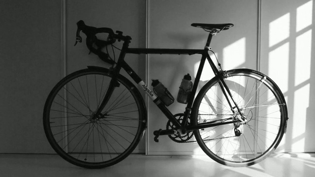 Video Reference: Bicycle, Tire, Wheel, Bicycle wheel, Bicycles--Equipment and supplies, Bicycle wheel rim, Crankset, Bicycle frame, Bicycle tire, Bicycle hub