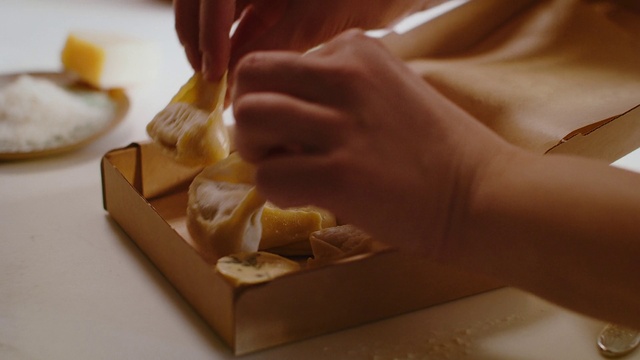 Video Reference: Food, Wood, Gesture, Ingredient, Recipe, Thumb, Cuisine, Nail, Romano cheese, Hardwood
