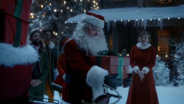 Video Reference: Hat, Beard, Santa claus, Standing, Fun, Tree, Christmas, Holiday, Christmas decoration, Fictional character