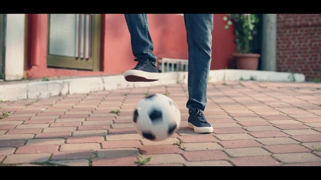 Video Reference: Soccer, Leg, Football, Wood, Mammal, Sports equipment, Flooring, Ball, Line, Floor