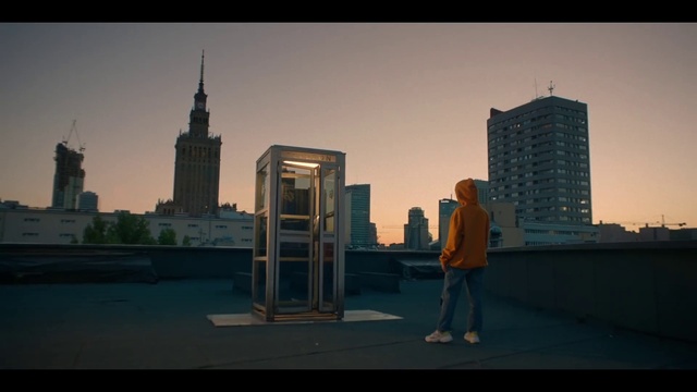 Video Reference: Sky, Building, Skyscraper, Tower block, Tower, Dusk, Urban design, City, Cityscape, Horizon