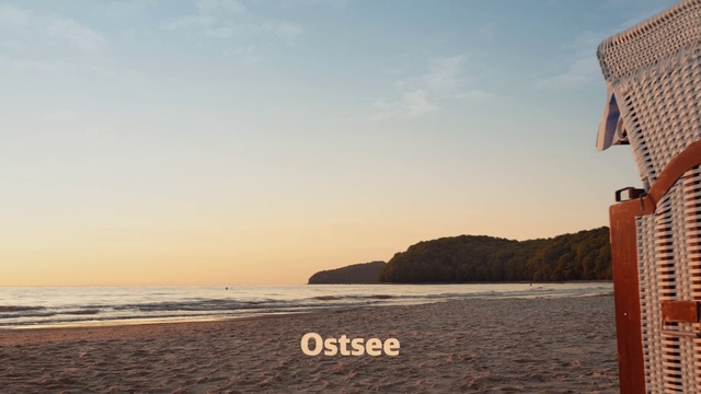 Video Reference: Water, Cloud, Sky, Building, Dusk, Tower, Afterglow, Landscape, Sunset, Travel