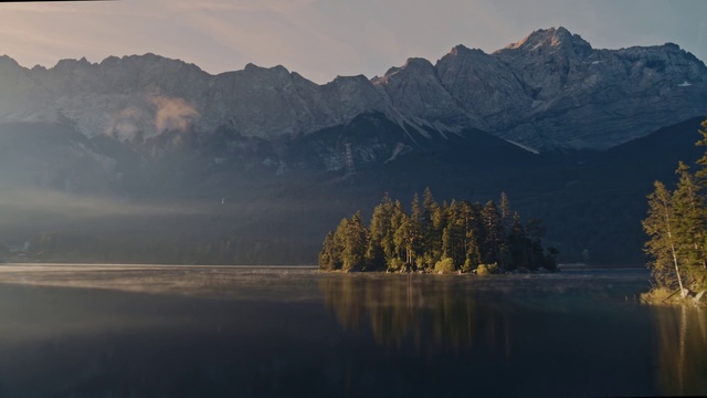 Video Reference: Water, Sky, Mountain, Atmosphere, Water resources, Natural landscape, Plant, Tree, Sunlight, Highland
