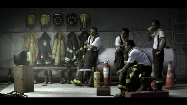 Video Reference: Flash photography, Entertainment, Performing arts, Workwear, Helmet, Event, Darkness, Performance art, Fashion design, Personal protective equipment