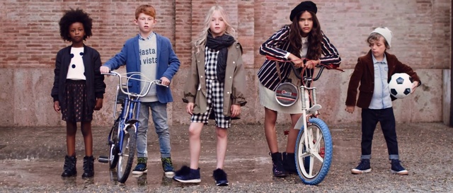 Video Reference: Bicycle, Footwear, Wheel, Tire, Trousers, Jeans, Shoe, Shorts, Bicycles--Equipment and supplies, Plant