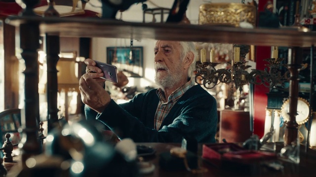 Video Reference: Fashion, Tableware, Barware, City, Event, Musician, Glass, Music, Customer, Town