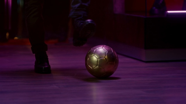 Video Reference: Purple, Ball, Violet, Entertainment, Flooring, Performing arts, Magenta, Sports equipment, Event, Space