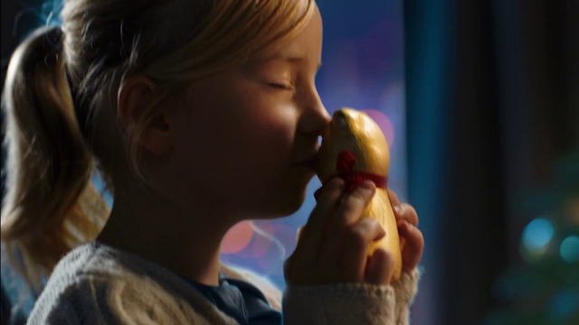 Video Reference: Nose, Food, Mouth, Ear, Gesture, Food craving, Eyelash, Ice cream cone, Toddler, Ice cream