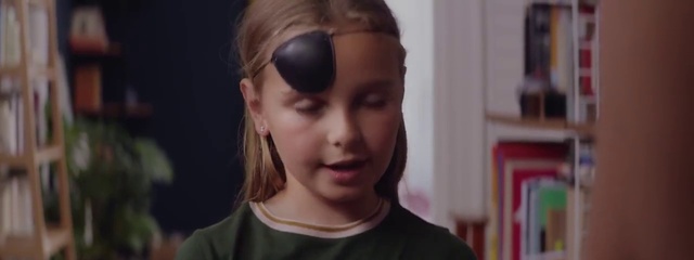 Video Reference: Forehead, Nose, Lip, Chin, Eyebrow, Vision care, Eyelash, Ear, Goggles, Jaw