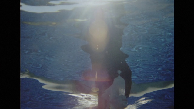 Video Reference: Water, Atmosphere, Cloud, Atmospheric phenomenon, Tints and shades, Sky, Calm, Landscape, Horizon, Wind wave