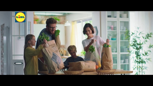 Video Reference: Happy, Adaptation, Plant, Sharing, Event, Leisure, Fashion design, Fun, Child, Room