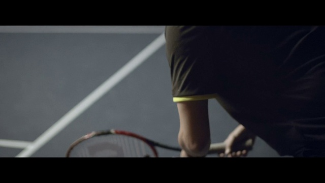 Video Reference: Knee, Elbow, Audio equipment, Flash photography, Entertainment, Human leg, Thigh, Net, Recreation, Sportswear