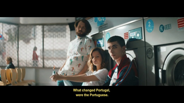 Video Reference: Flash photography, Display device, T-shirt, Happy, Event, Fun, Advertising, Multimedia, Passenger, Brand