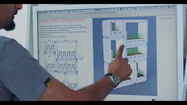 Video Reference: Watch, Product, Gesture, Font, Line, Adaptation, Engineering, Technology, Display device, Electronic device