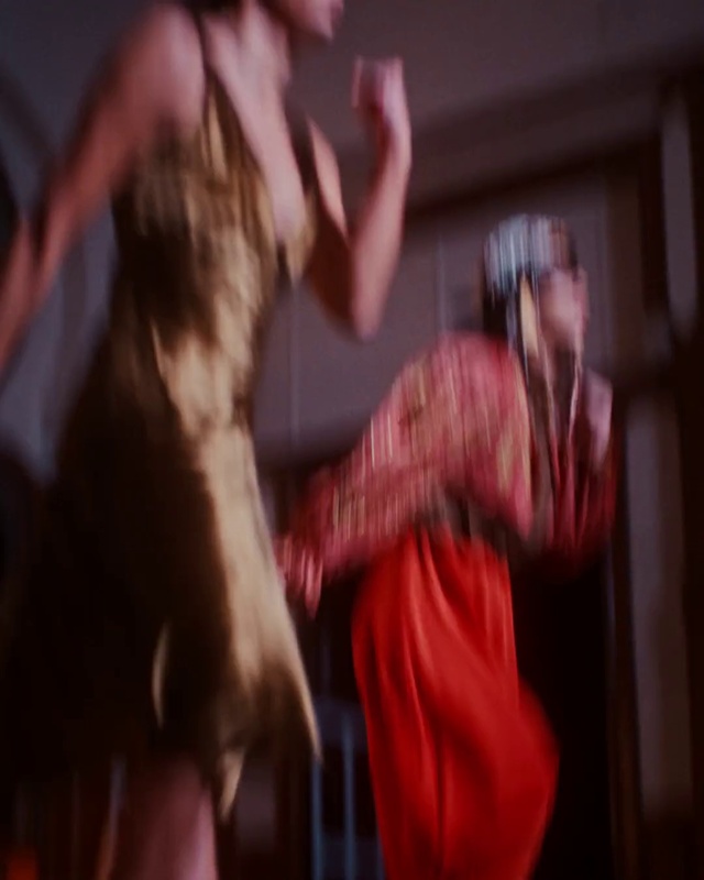 Video Reference: Hand, Muscle, Gesture, Music, Thigh, Entertainment, Event, Performing arts, Musician, Elbow