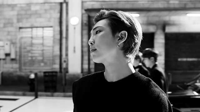 Video Reference: Lip, Chin, Eyebrow, Flash photography, Neck, Eyewear, Street fashion, Black-and-white, Style, Happy