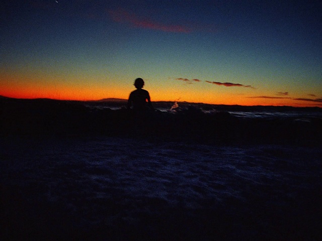 Video Reference: Cloud, Sky, Atmosphere, Water, Afterglow, Flash photography, People in nature, Red sky at morning, Dusk, Sunrise